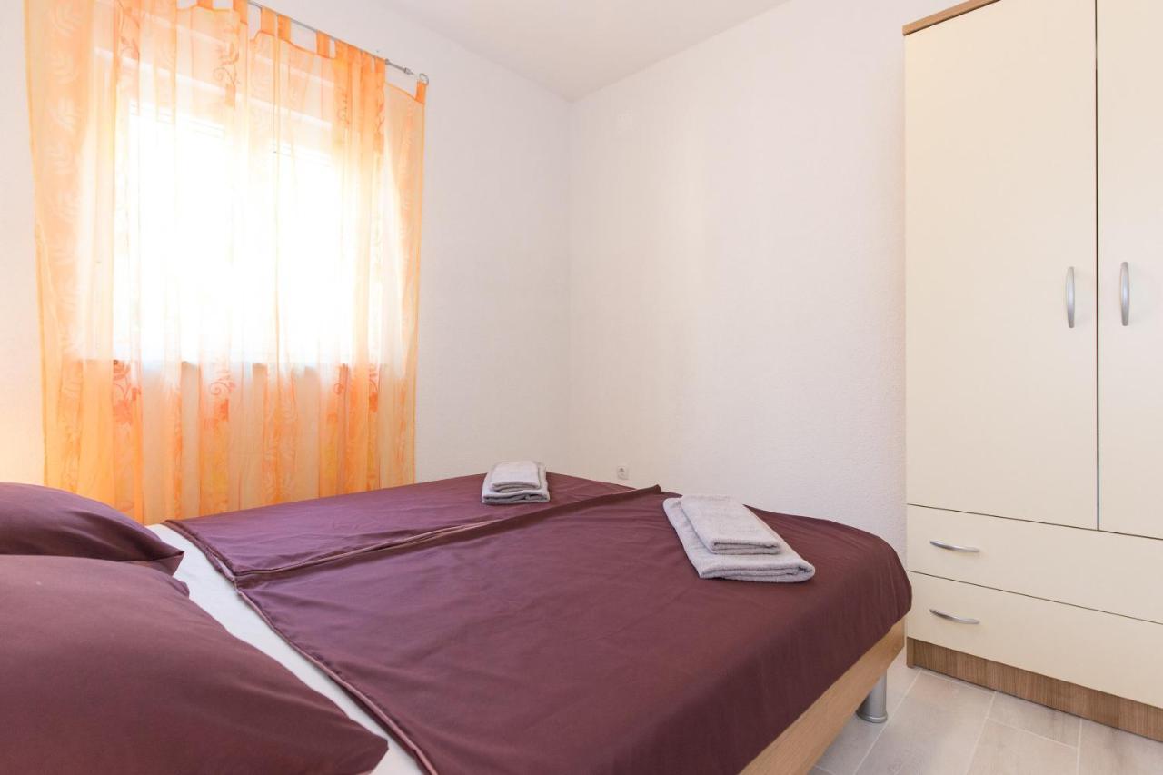 Dajana Apartment Pinezici  Bagian luar foto